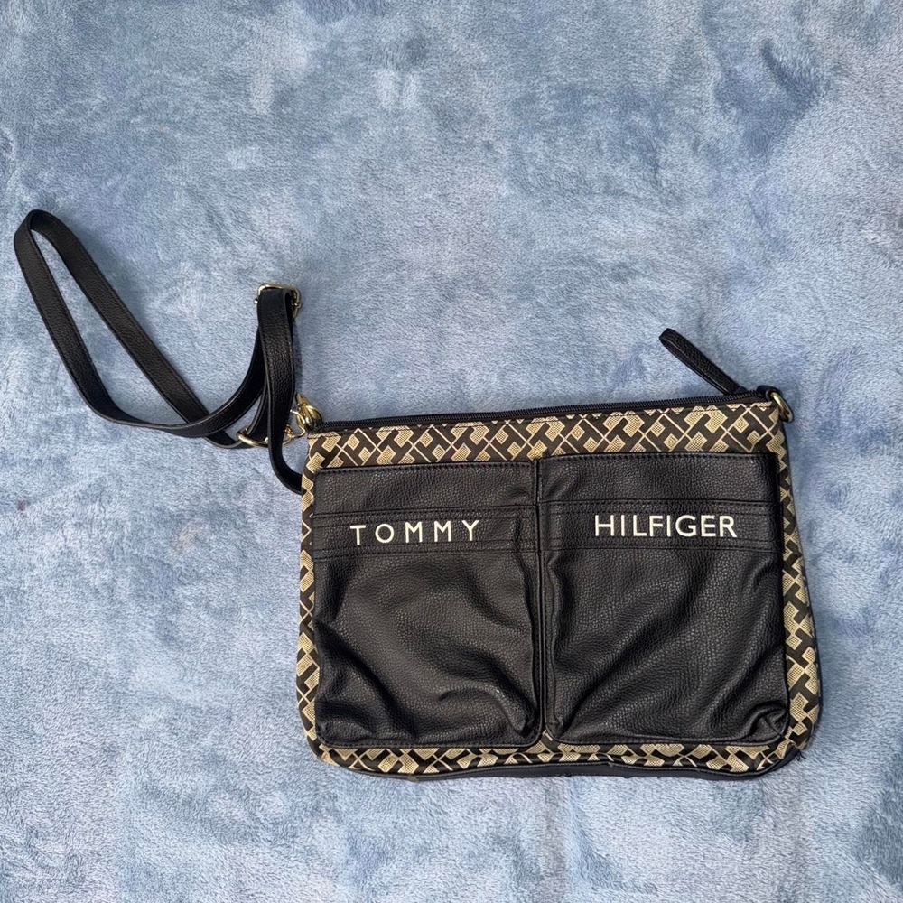 Tommy Hilfiger black & brown geometric pattern crossbody bag